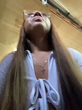 Snapshot of Sara-cooper2 chatting on October 3, 9:20 pm Sara-cooper2 online show from October 3, 9:20 pm