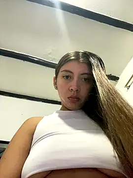 Snapshot of Sara-cooper2 chatting on October 12, 5:48 pm Sara-cooper2 online show from October 12, 5:48 pm