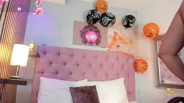 orion  smith online show from October 28, 12:55 pm