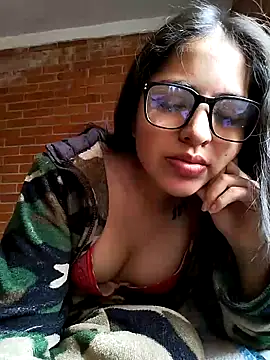 Goddesscut333 online show from December 17, 7:07 pm