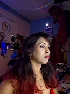 Love Beauty01 online show from June 18, 6:24 pm
