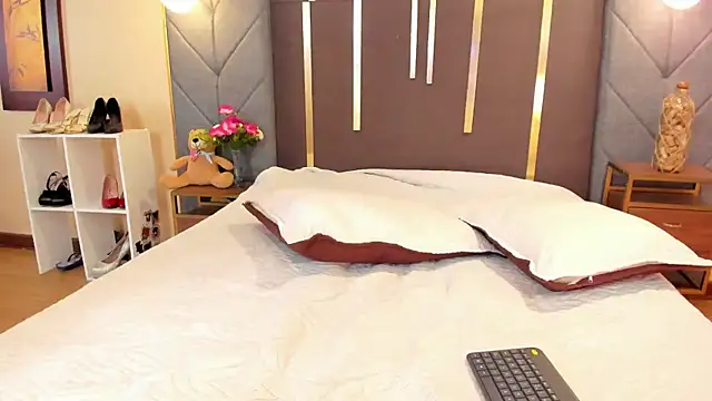 OliviGrace online show from September 17, 10:19 pm