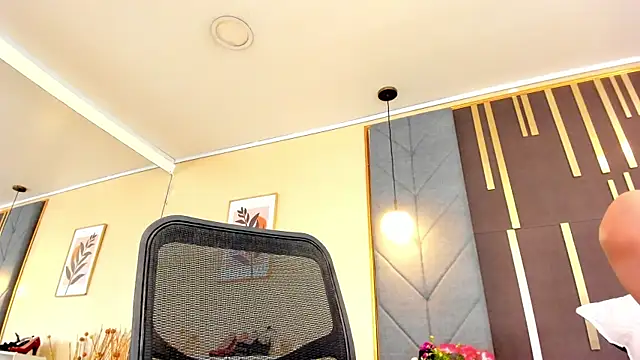 OliviGrace online show from May 3, 10:02 pm