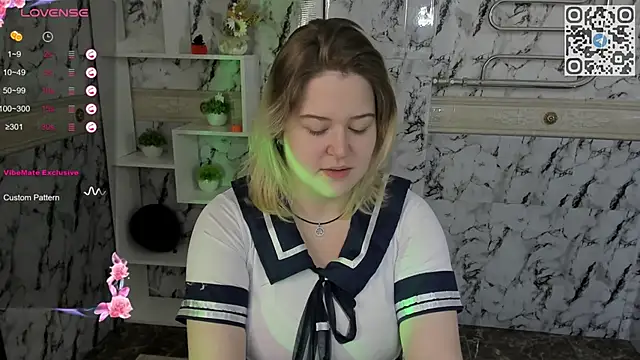 HelenHartt online show from November 4, 6:07 am