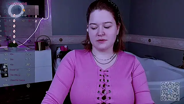 HelenHartt online show from May 2, 8:17 am