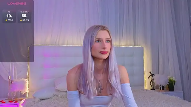 Monica Leen online show from February 13, 6:37 am