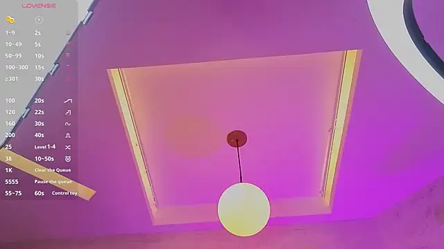 MiaWonderfull online show from July 7, 6:47 am