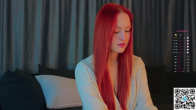 GildedKitten online show from October 2, 6:02 pm