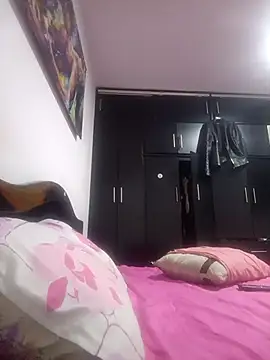 Snapshot of Antonellasex18 chatting on September 23, 3:21 pm Antonellasex18 online show from September 23, 3:21 pm