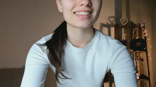 EvonTracey online show from December 17, 11:25 am