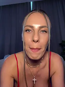  JessyRey  online show from July 11, 5:35 pm