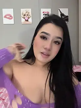 Aliciawhitee online show from April 25, 4:04 am