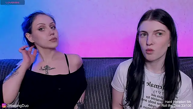 Threesomebabes online show from July 22, 6:42 pm
