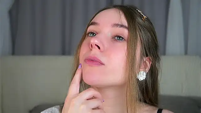 KarriBrownd online show from January 8, 1:09 am