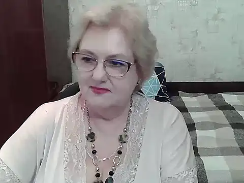 Renata62011 online show from July 16, 1:05 pm