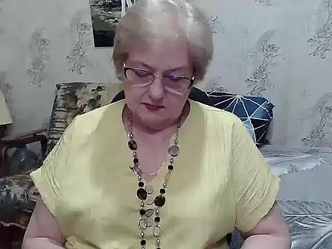 Renata62011 online show from June 18, 11:59 am