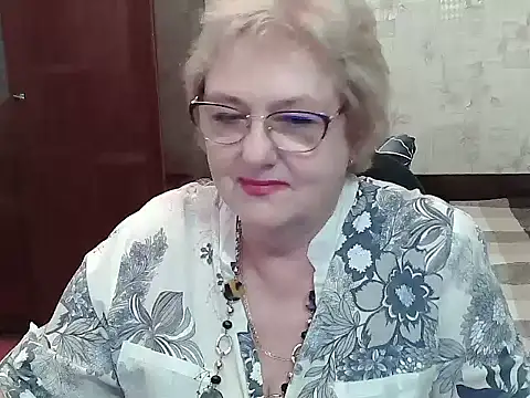 Renata62011 online show from July 15, 12:43 pm
