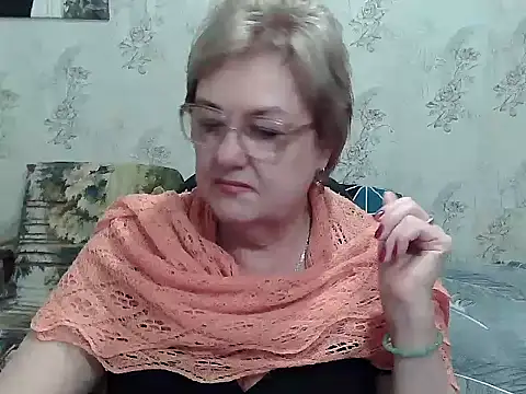 Renata62011 online show from December 17, 12:42 pm