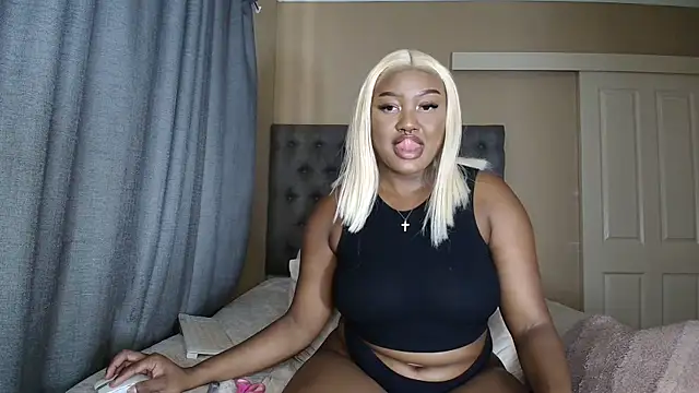 nanababe1 online show from February 6, 10:18 am