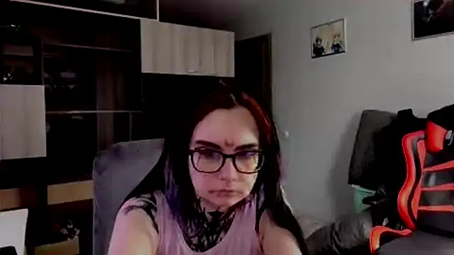 HighelikeGirl online show from September 16, 9:39 am