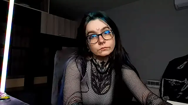 HighelikeGirl online show from October 19, 11:01 am