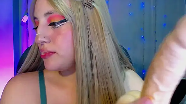 Lulugh  online show from October 25, 7:54 pm