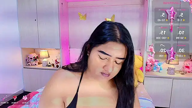 LilyWhitney online show from July 16, 4:28 am