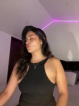 MiaAlarie online show from March 19, 3:00 am