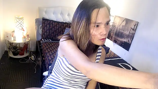 NinaDOM4CUM online show from February 22, 11:05 pm