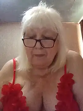 Alexia64231 online show from June 10, 2:33 am