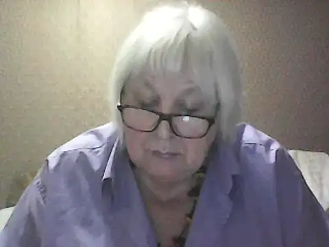 Snapshot of Alexia64231 chatting on September 20, 4:49 pm Alexia64231 online show from September 20, 4:49 pm