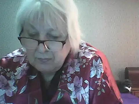 Snapshot of Alexia64231 chatting on October 19, 6:48 am Alexia64231 online show from October 19, 6:48 am