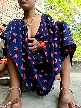 Its Sia online show from March 17, 2:26 am