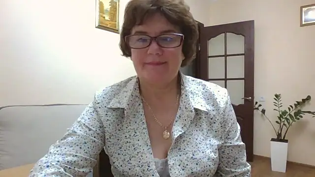 Snapshot of Galina56301 chatting on September 13, 7:22 pm Galina56301 online show from September 13, 7:22 pm
