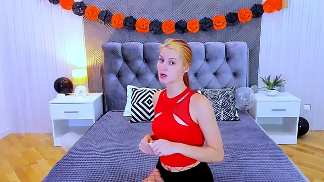 NightOpal online show from October 29, 4:31 pm