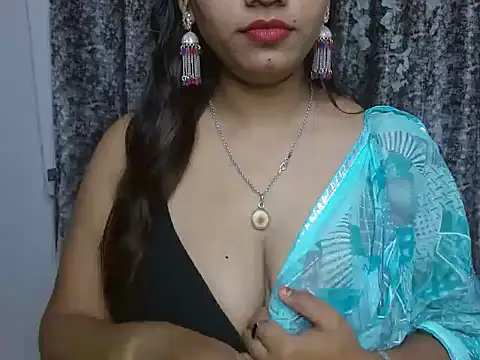 Goddess Ruhi online show from November 9, 6:04 pm