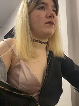 Cherry   Blossom online show from March 4, 1:07 pm