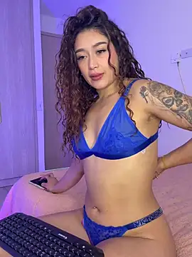 LilithAmber11 online show from June 18, 9:14 am
