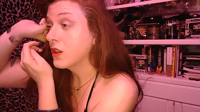 RasheleErotica online show from December 18, 3:55 am