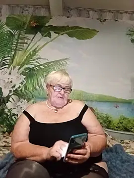 VioletSweet5566 online show from July 9, 6:32 pm