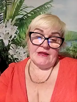 VioletSweet5566 online show from April 27, 5:43 pm
