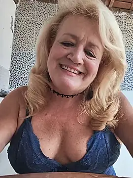Belladama61 online show from June 26, 10:05 am