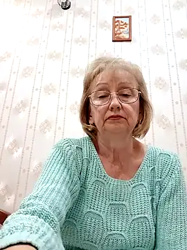 AlikaSwan5821 online show from November 1, 9:30 pm