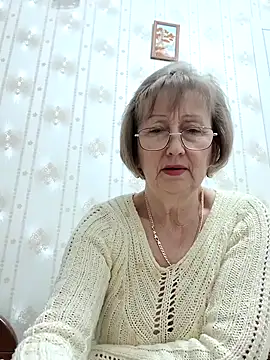 AlikaSwan5821 online show from November 28, 9:18 pm