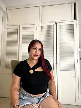 IvyPalacios online show from September 23, 11:30 am