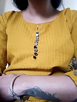 lovelysona11 online show from December 1, 7:23 am