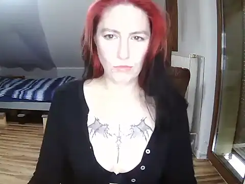 Snapshot of JudyFetish chatting on October 15, 6:27 am JudyFetish online show from October 15, 6:27 am