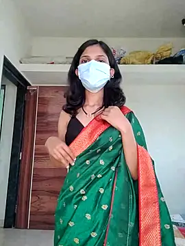 Shivani2002 online show from March 11, 10:52 am