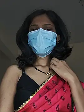 Shivani2002 online show from June 27, 2:56 am