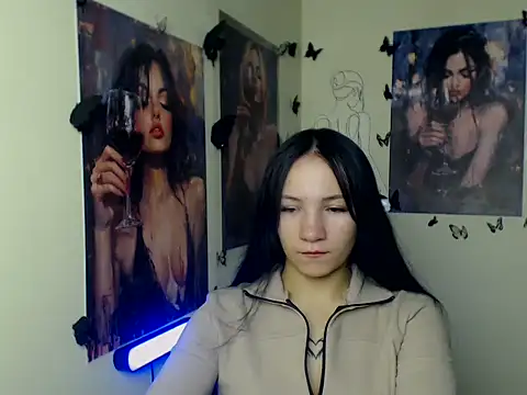 Em7MaA online show from October 28, 1:06 pm